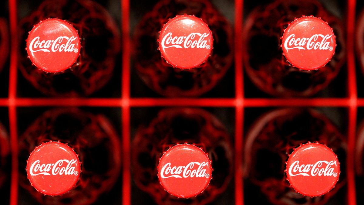 El hombre que más manda en Coca-Cola (con permiso de Sol Daurella) reordena su imperio