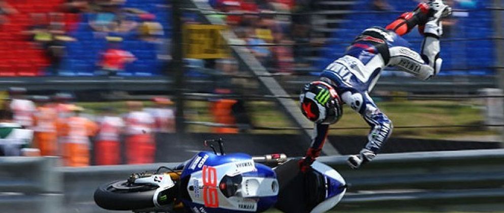 Foto: El circuito de Sachsenring pone freno a la machada de Jorge Lorenzo