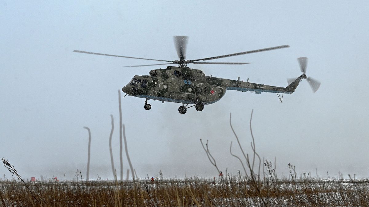 ¿Alta traición o alta torpeza? Qué hay detrás de un helicóptero ruso que aterrizó en Ucrania