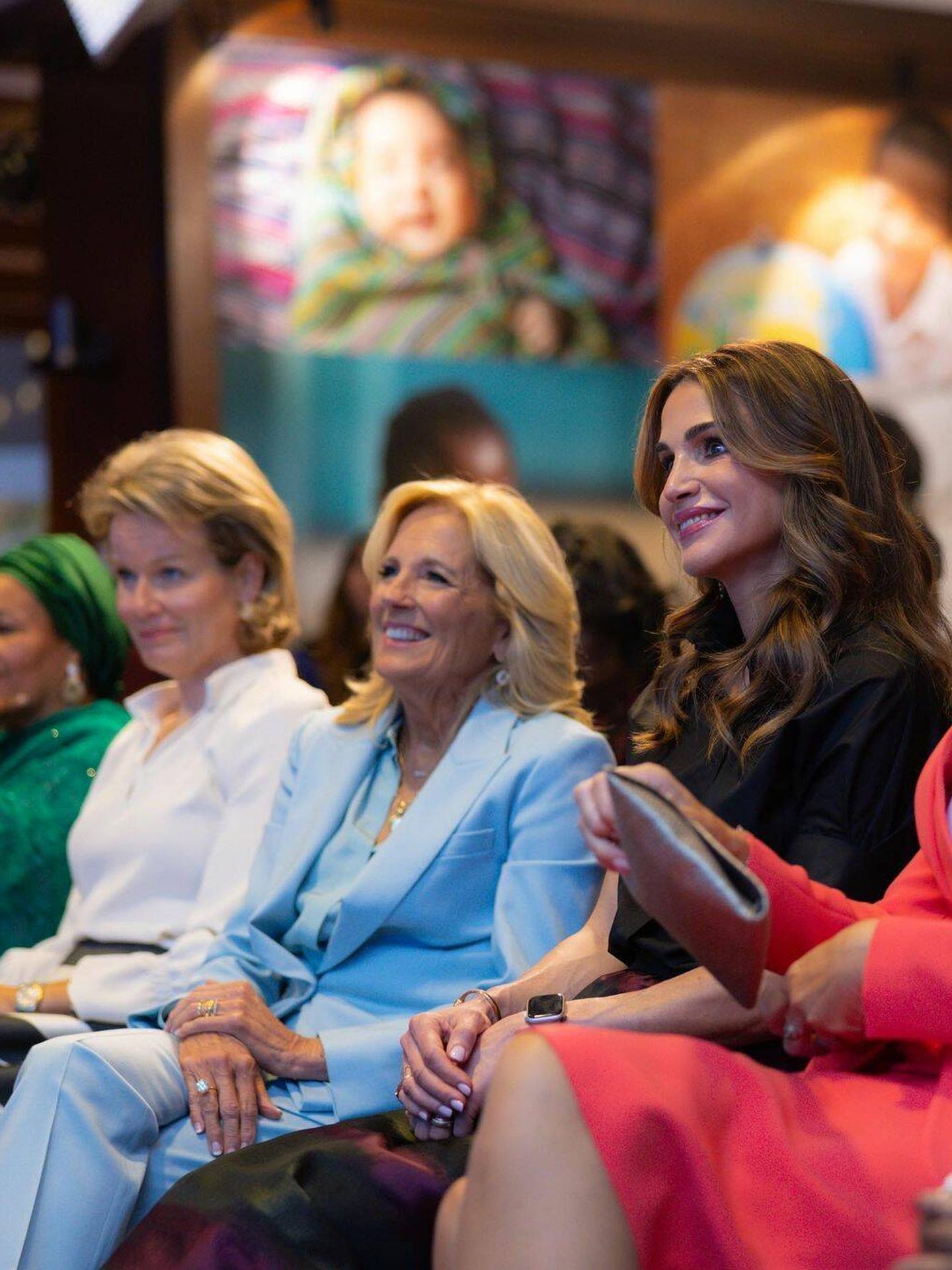 Jill Biden junto a las reinas Matilde y Rania. (Instagram/@queenrania)