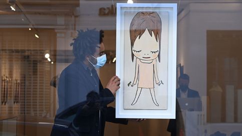 Yoshitomo Nara, el artista japonés que se ha hecho de oro vendiendo cuadros de niñas (y mucho 'merchandising')