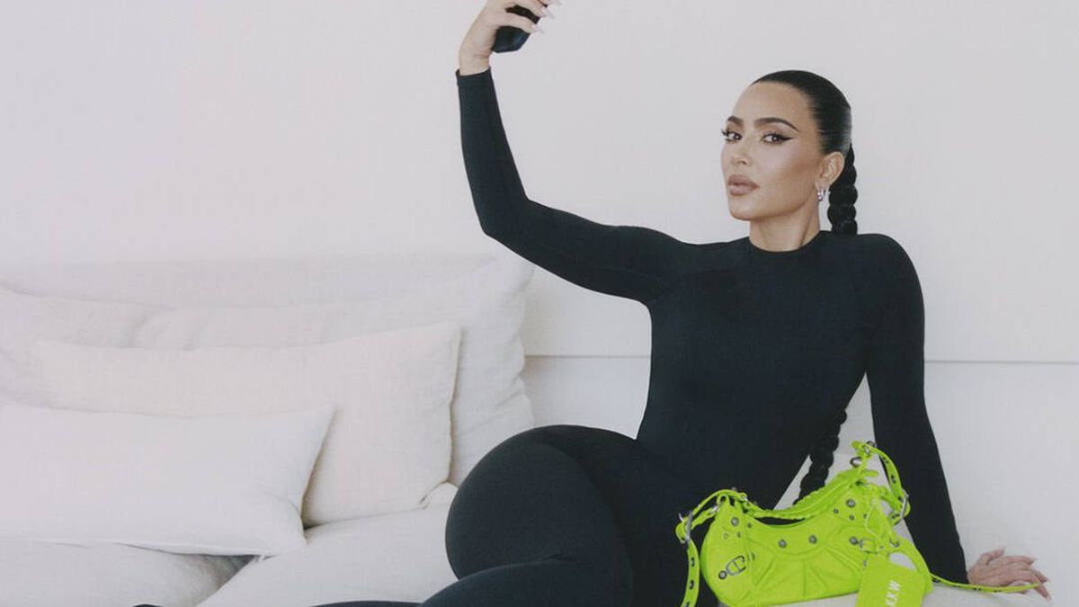 ¿Qué pasa con Balenciaga? Muro de Instagram en blanco y Kim Kardashian reacciona al escándalo 