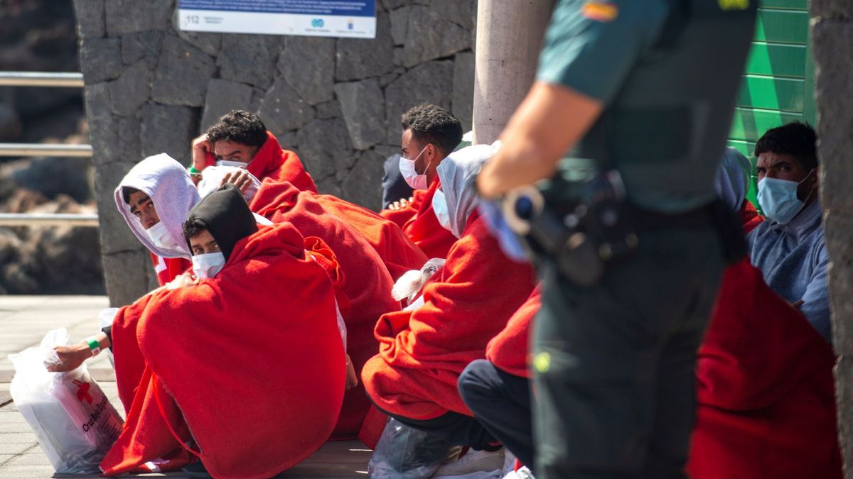 El deshielo con Rabat frena la inmigración: desaparece en Ceuta y Melilla y baja en Canarias