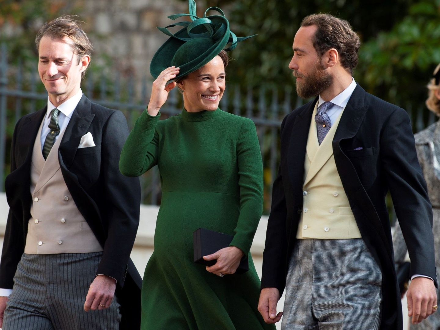 Pippa, con su marido y su hermano. (Reuters)