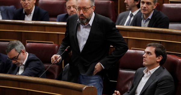 Foto: El portavoz de Ciudadanos, Juan Carlos Girauta, durante la sesión de control al Gobierno. (EFE)