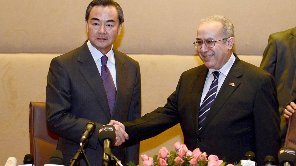 China y Argelia piden una solución para el Sáhara acorde con las resoluciones de la ONU