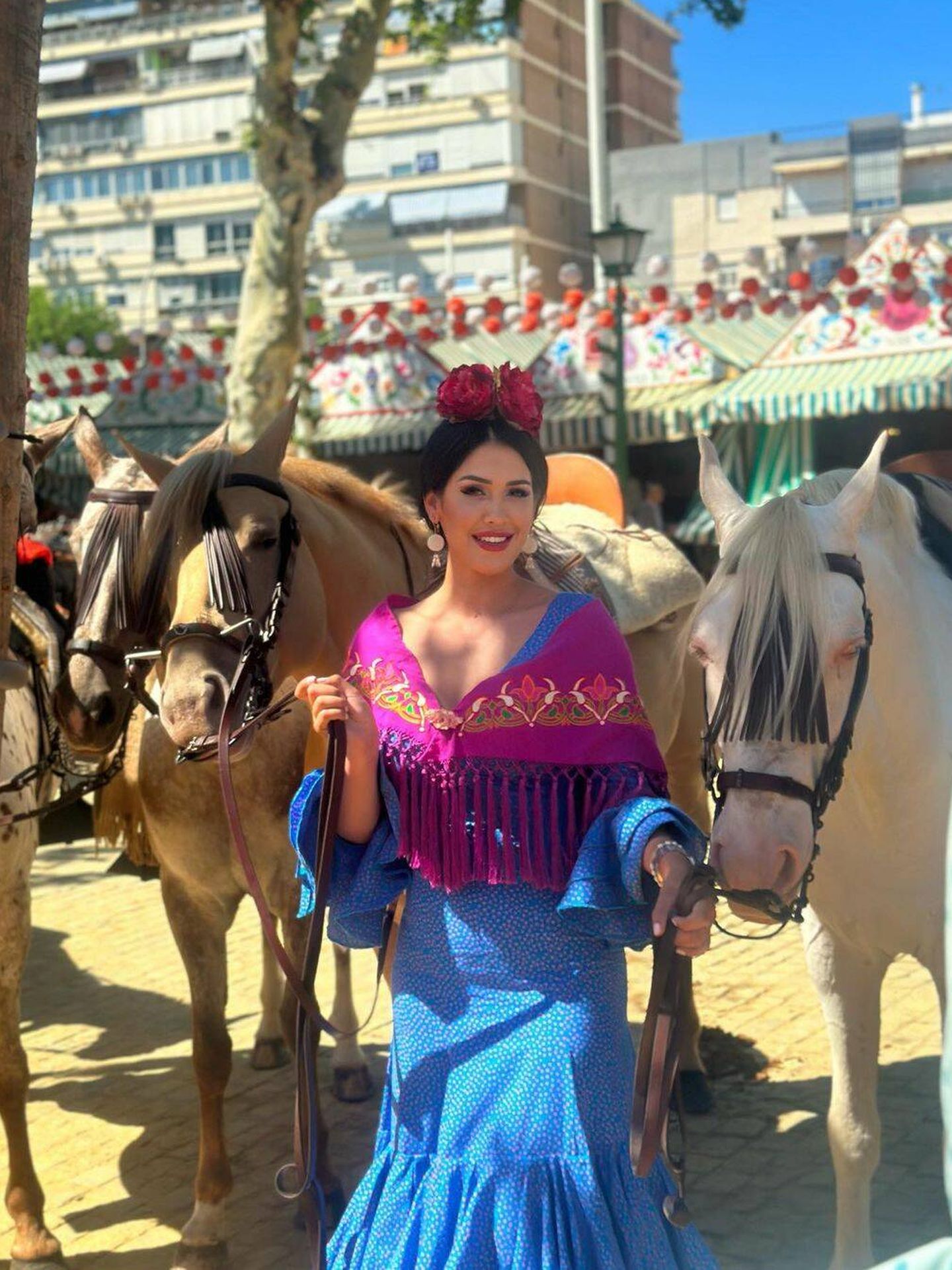 Gabriela Guillén en la Feria de Sevilla. (Instagram/@gabymagy)