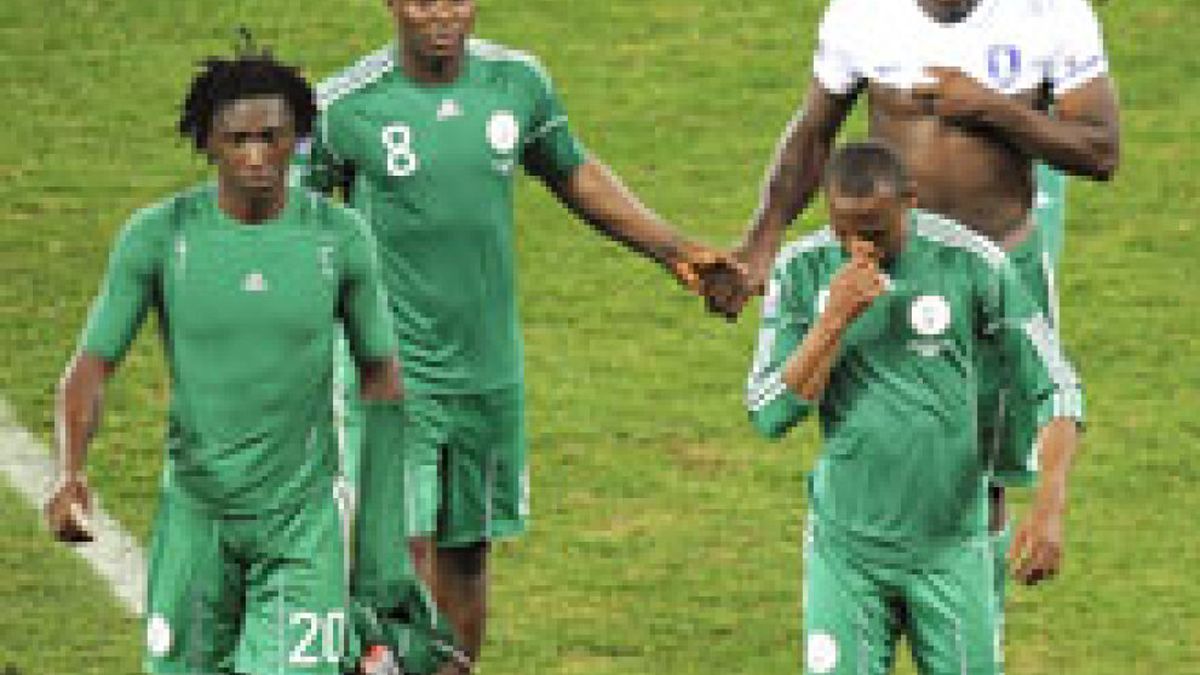 El presidente de Nigeria suspende por dos años a su Selección nacional de fútbol