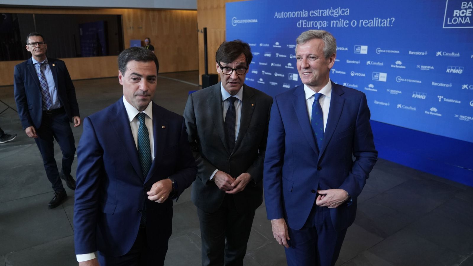 Rueda advierte que Galicia rechaza negociar  la nueva financiación autonómica