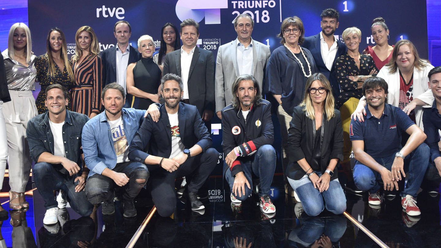 Tinet Rubira con el equipo de 'OT 2018'. (RTVE)