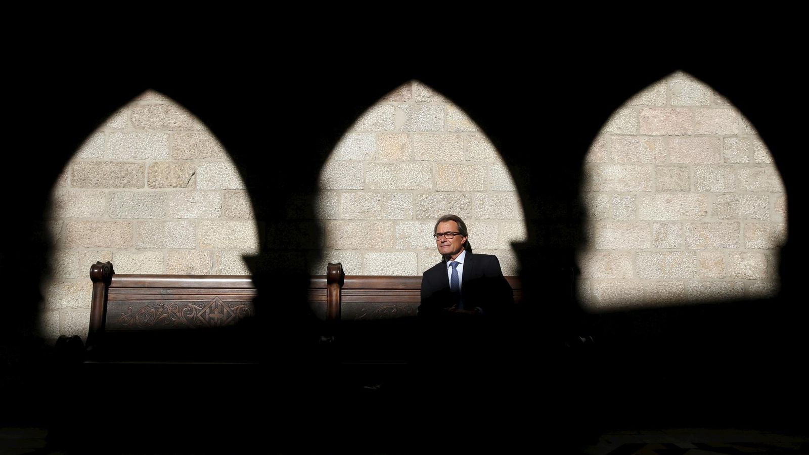 Foto: El presidente catalán, Artur Mas, posa en el Parlament de Cataluña. (EFE)