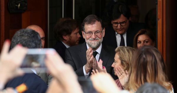 Foto: Mariano Rajoy sale del Congreso. (Reuters)