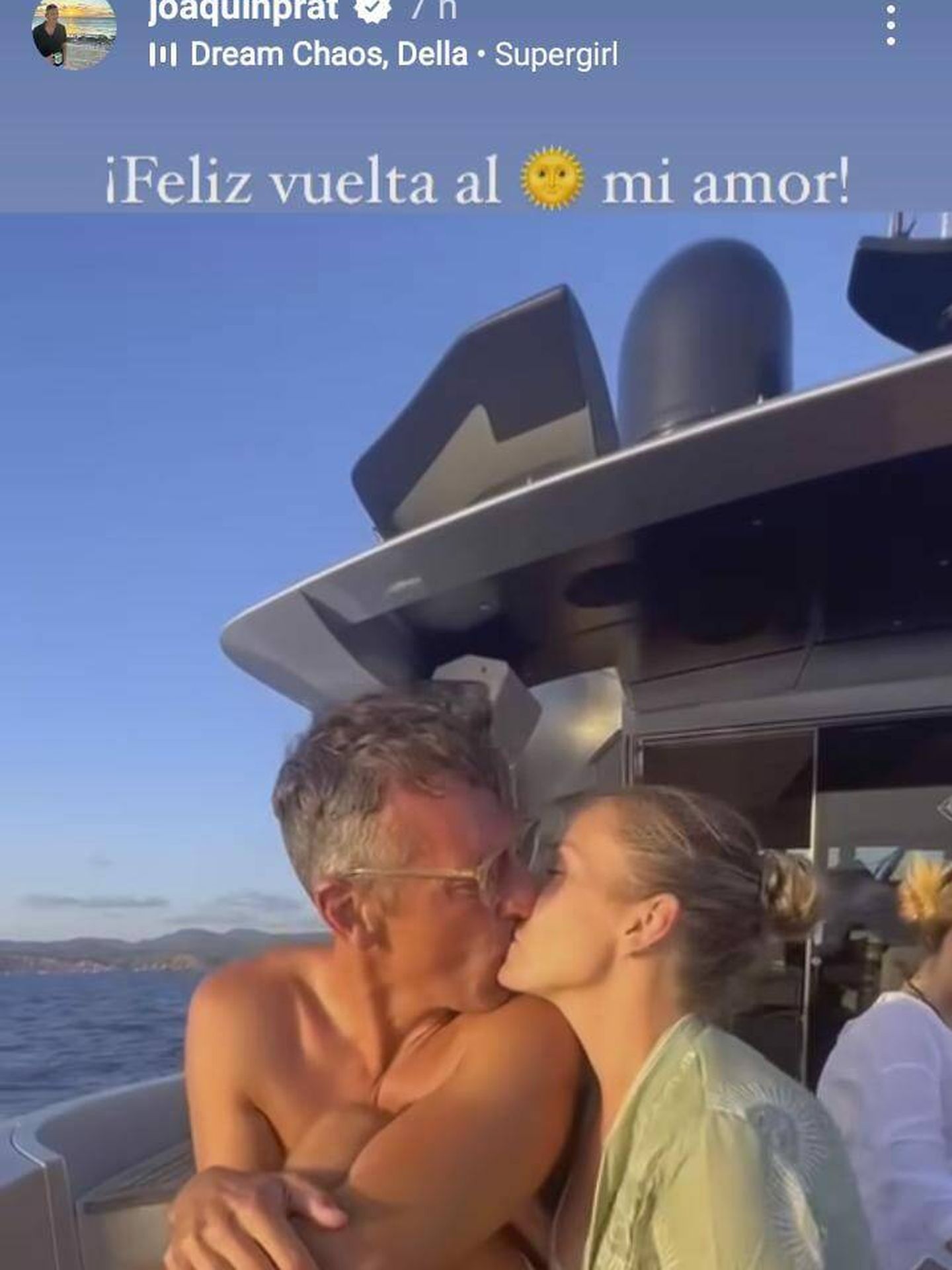 Captura del vídeo con el que Joaquín Prat le ha felicitado el cumpleaños a su chica, Alexia Pla. (Instagram/@joaquinprat)