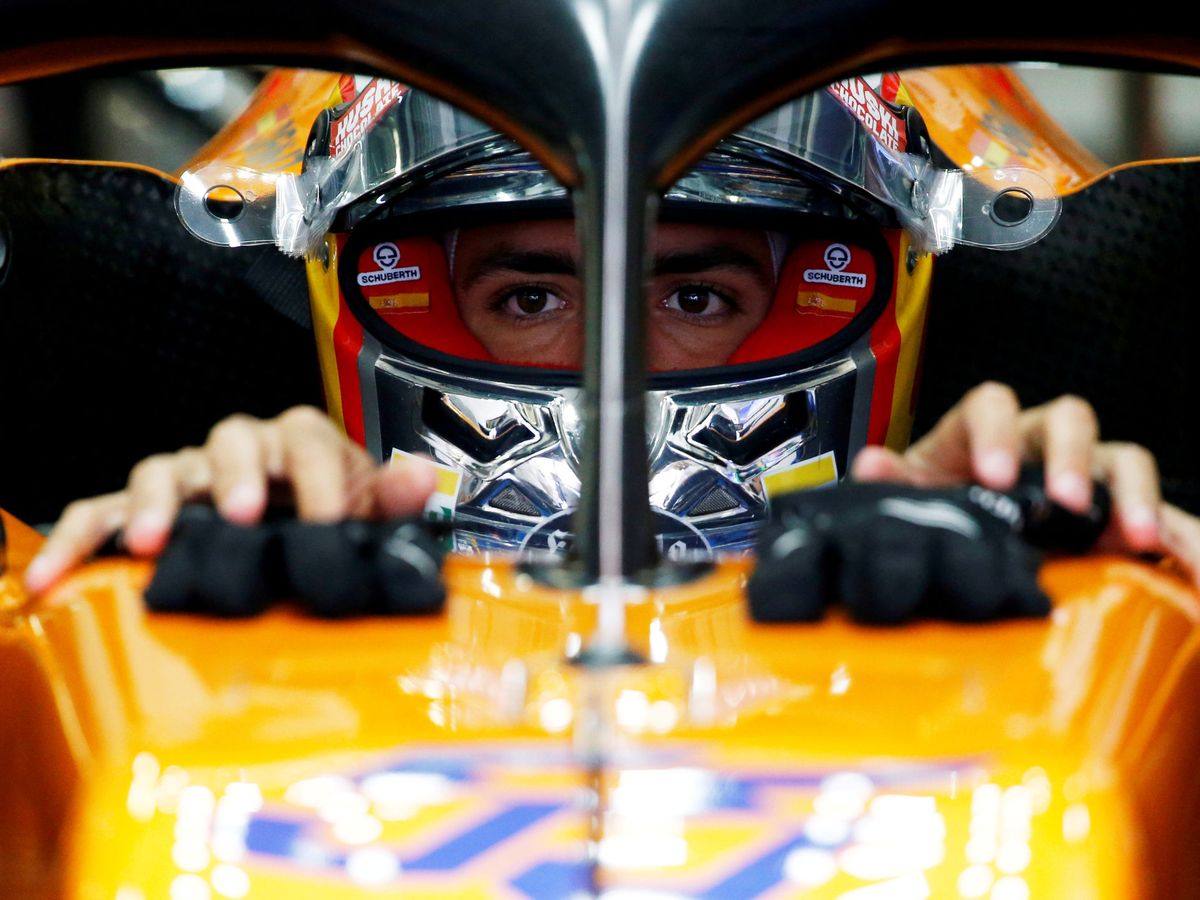 Foto: Carlos Sainz logra el primer podio de su vida en el Gran Premio de Brasil. (Reuters)