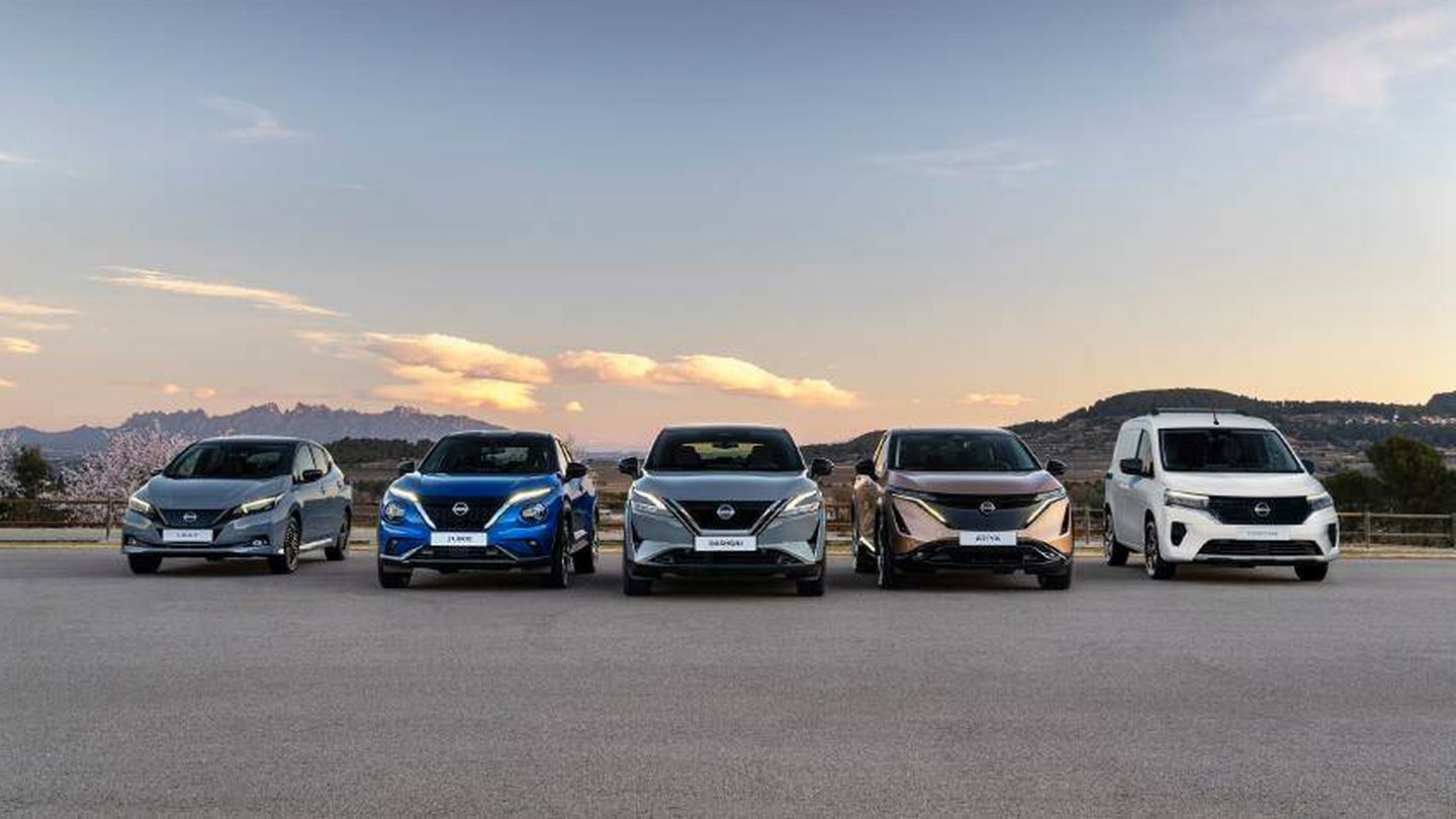 De izquierda a derecha, los Nissan Leaf, Juke, Qashqai, Ariya y Townstar.