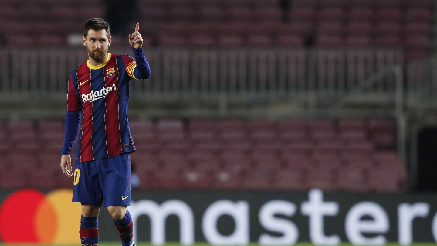 Leo Messi en pleno partido frente al Paris Saint Germain. (Reuters)