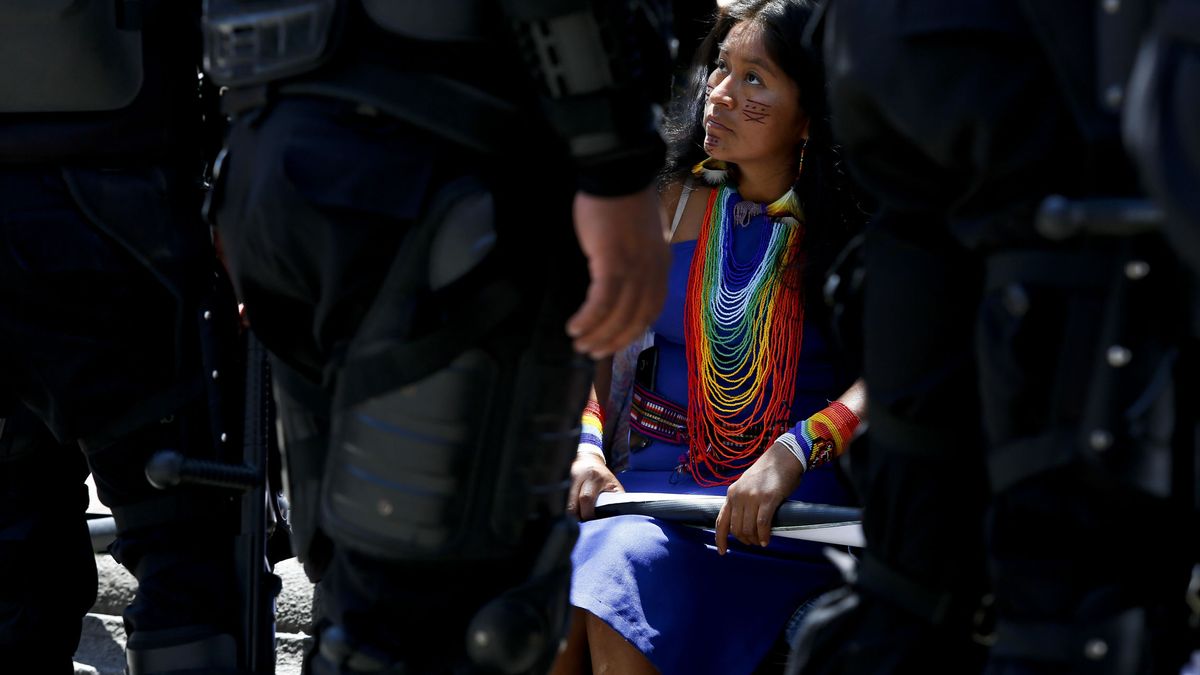 Así vive el Día de la Hispanidad una líder indígena ecuatoriana