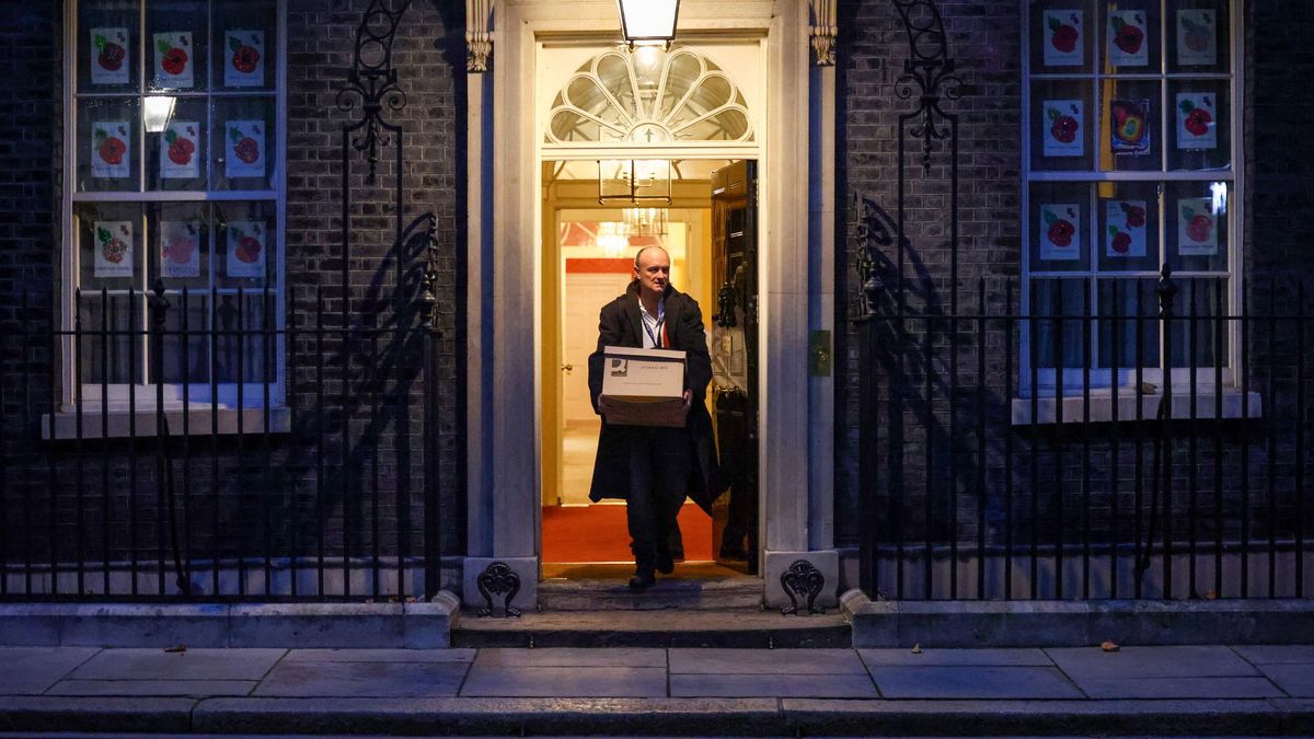 Fin de la era de Cummings: el núcleo duro del Brexit pierde la batalla en Downing St.