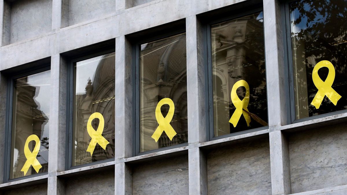 La Generalitat comunica a la JEC la retirada de simbología separatista de sus edificios