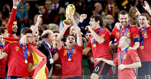 Foto: Xavi Hernández ganó un Mundial y dos Eurocopas con la Selección española. (Imago)