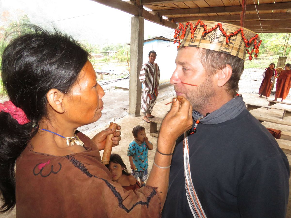 Foto: El antropólogo Jeremy Narby en la Amazonia peruana. (Phillipe Randin)