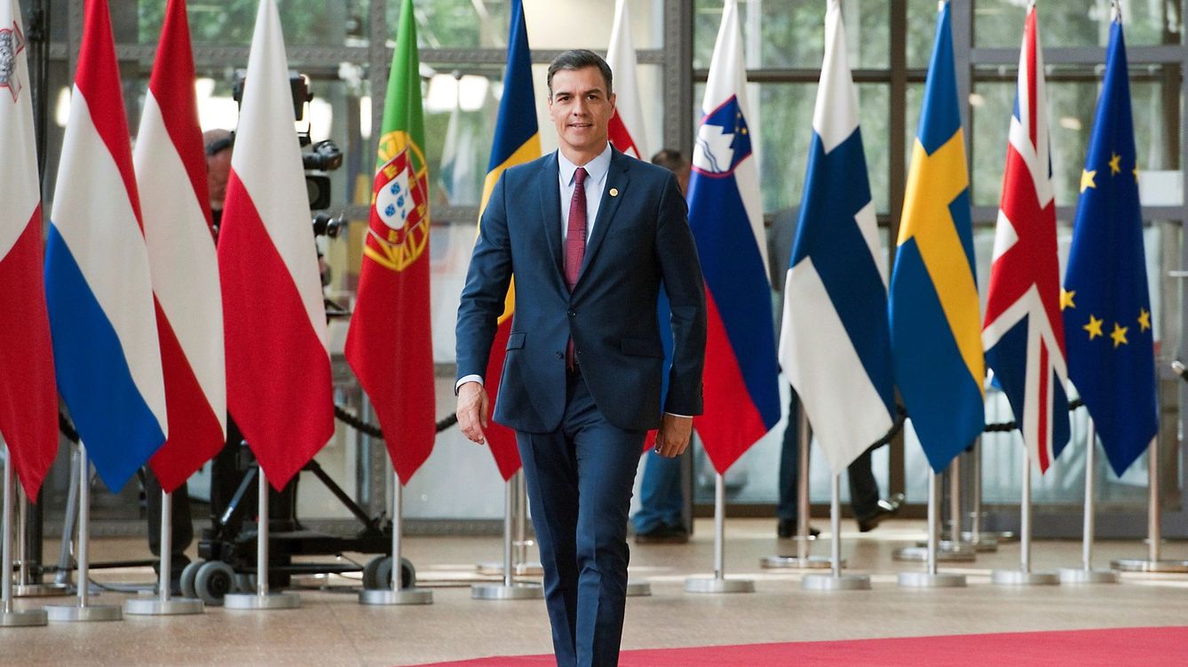 El presidente del Gobierno, Pedro Sánchez, a su llegada a la sede del Consejo Europeo en Bruselas. (EFE)