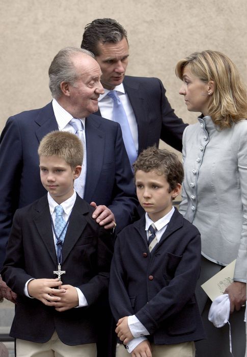 Foto: Don Juan Carlos, Iñaki Urdangarin y la Infanta Cristina, en una imagen de archivo (EFE)