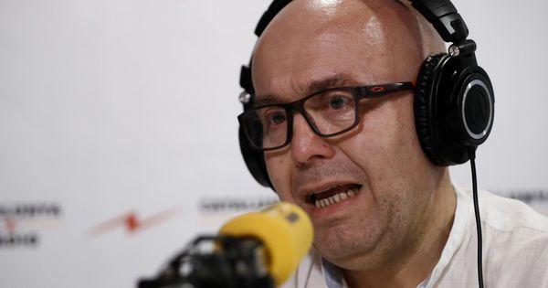 Foto: El abogado del expresidente de la Generalitat Carles Puigdemont, Gonzalo Boye, en una entrevista en Catalunya Ràdio. (EFE)