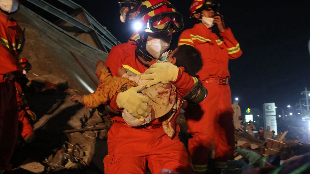 Al menos 127 muertos y más de 700 heridos por un terremoto de magnitud 6,2 en el noroeste de China