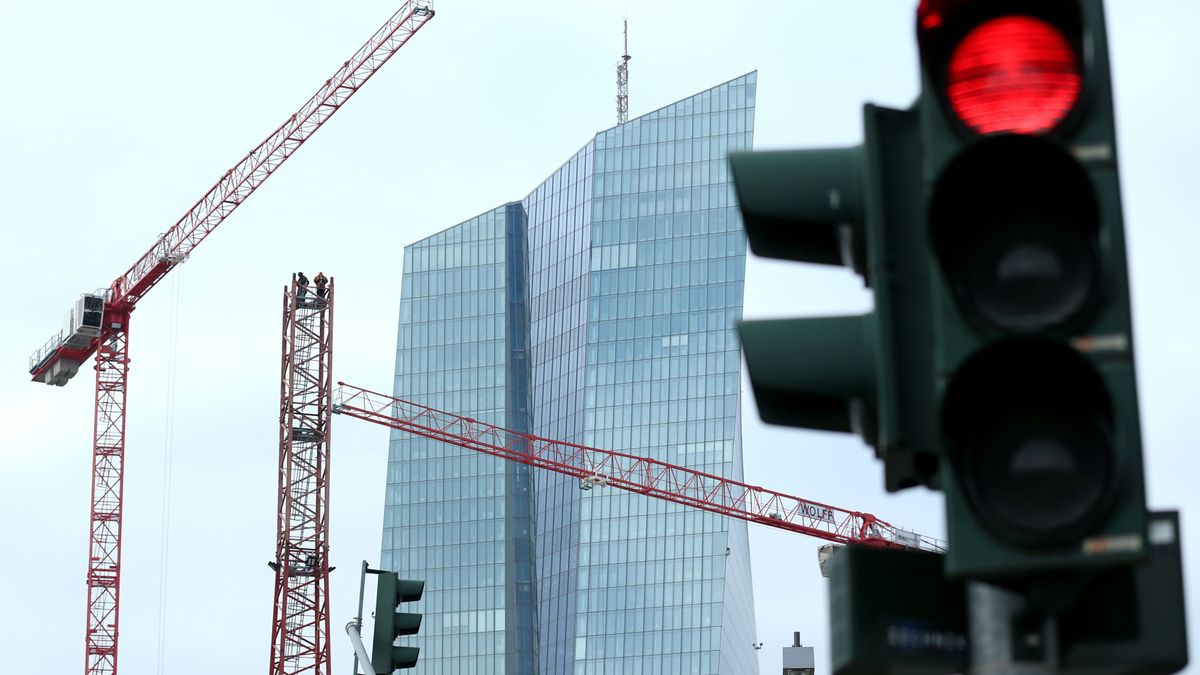 El BCE aprieta las tuercas a los bancos para que cancelen dividendos hasta octubre