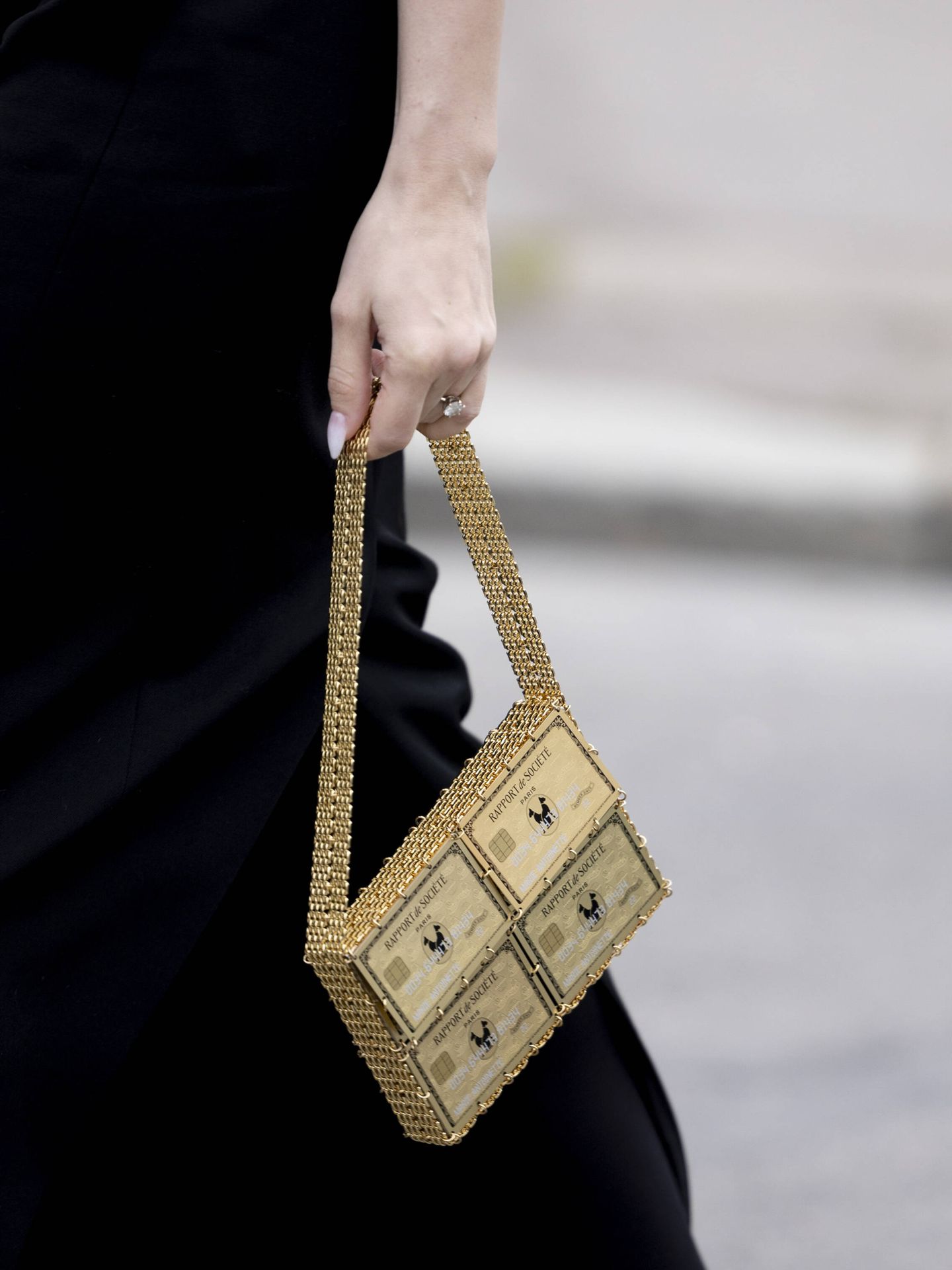 Un bolso visto en París. (Imaxtree)