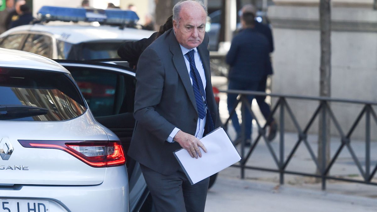 García-Castellón avisa a Suiza de que el Supremo ya investiga a Puigdemont por terrorismo