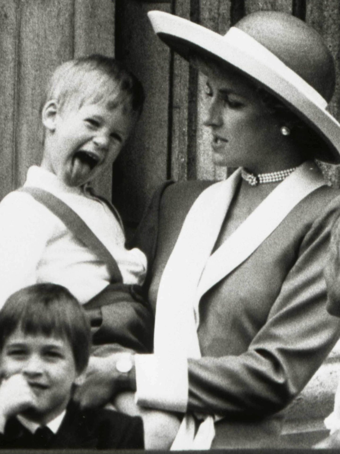 Diana de Gales, con sus hijos. (Cordon Press9