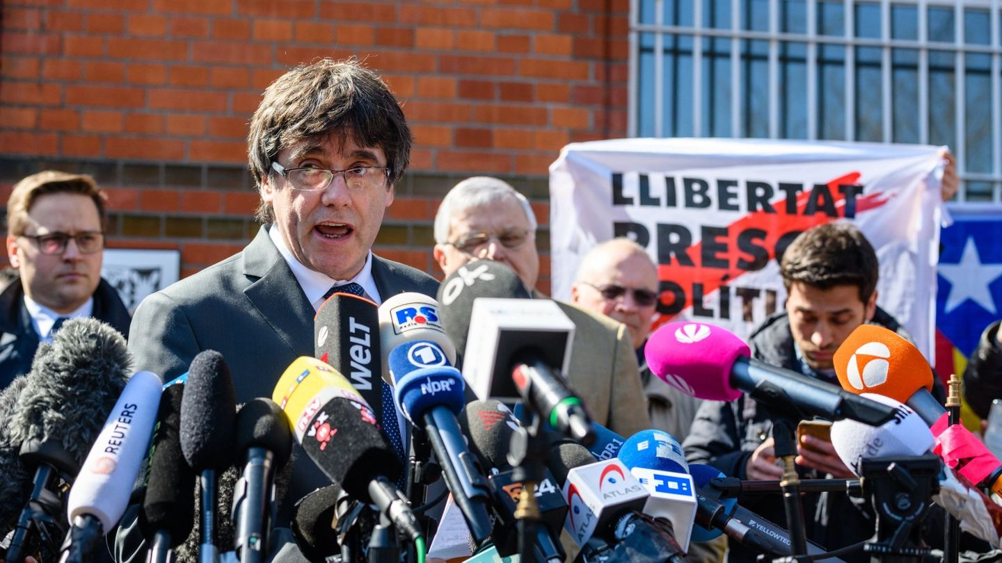 Carles Puigdemont, a su salida de la prisión de Neumünster el pasado 6 de abril. (EFE)