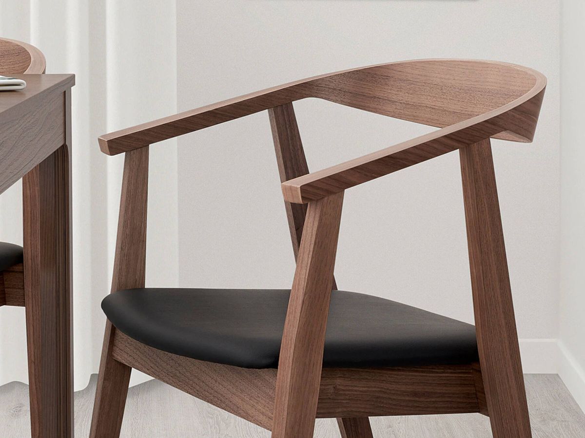 Repelente De otra manera Aislante Ikea se supera y convierte su nueva silla de comedor en una pieza de arte