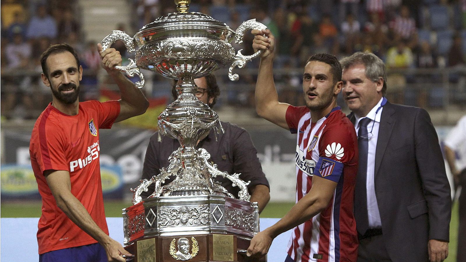 Foto: El Atlético de Madrid, ganador del Trofeo Carranza en 2015. (EFE)