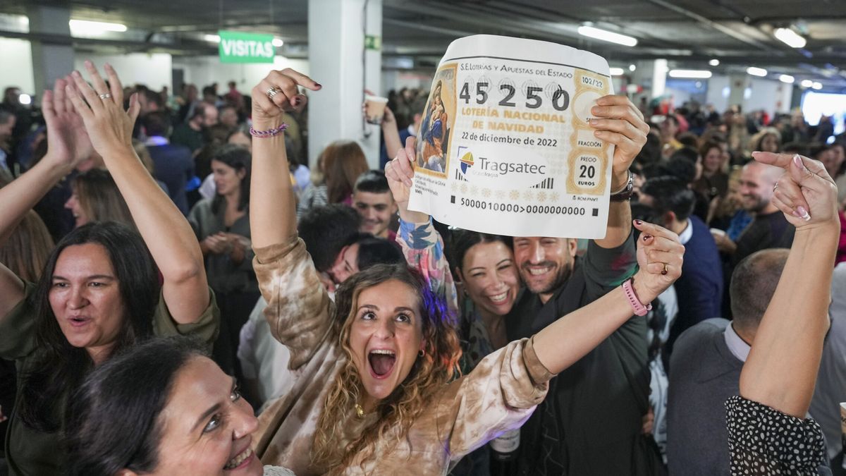 La copa de Navidad de una empresa de Madrid se convierte en una "fiesta de millones" con el tercer premio