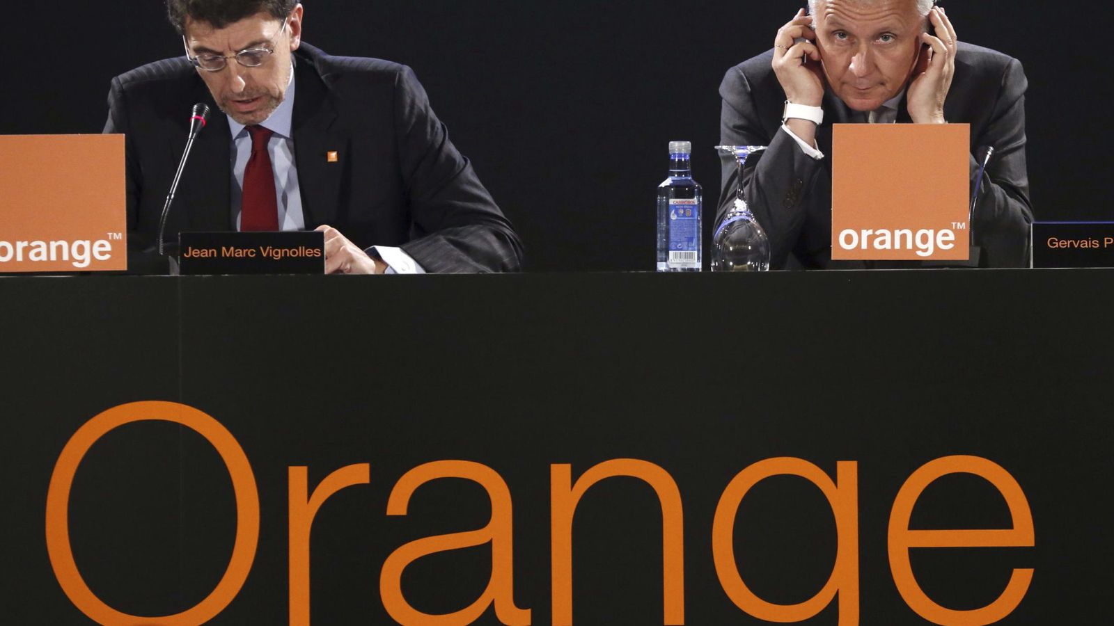 Foto: El director general adjunto del grupo Orange, Gervais Pellisier (d), y el consejero delegado de Orange España, Jean Marc Vignolles (i)