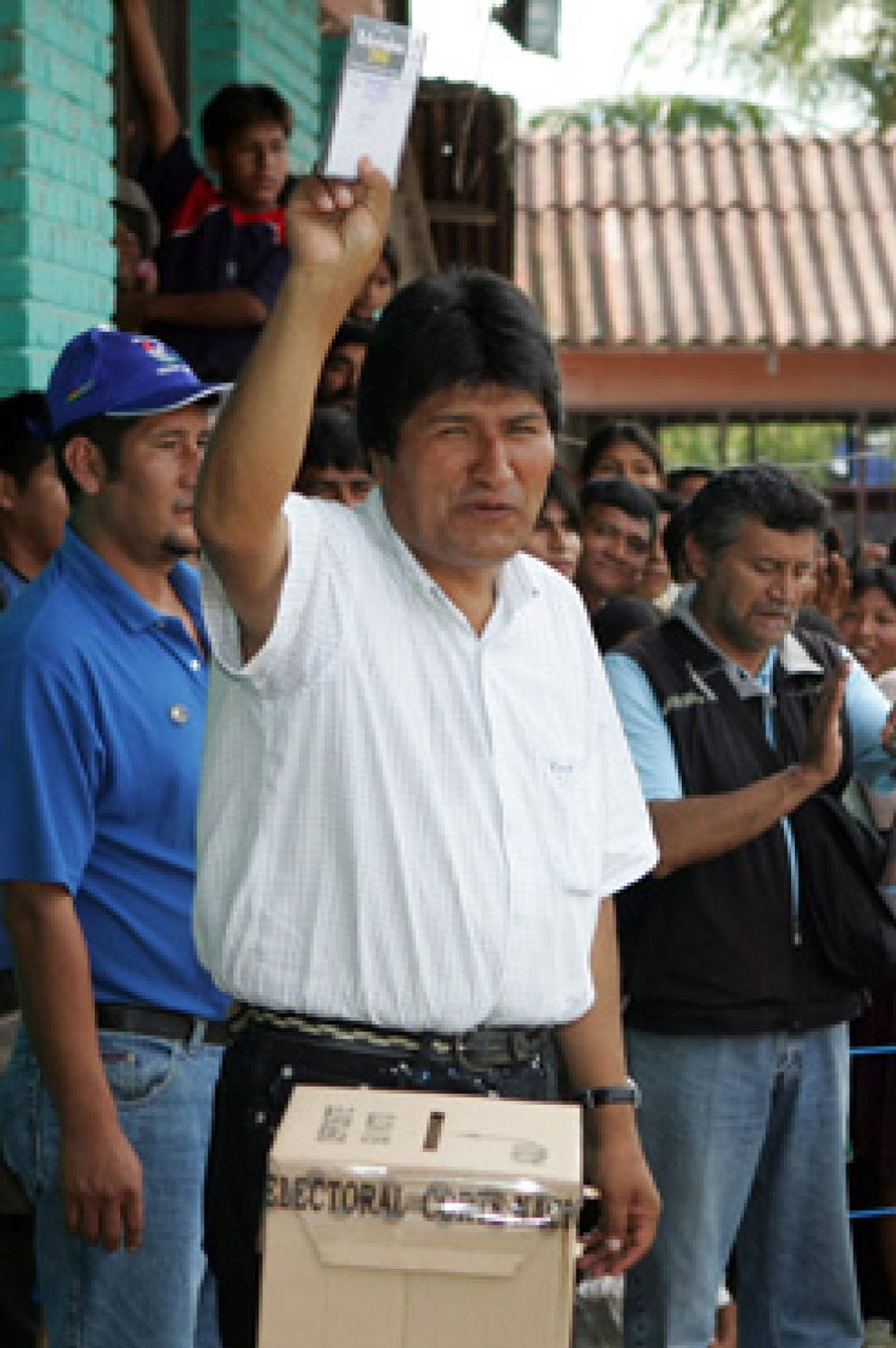 Foto: Morales llama a la unidad tras su victoria en las urnas