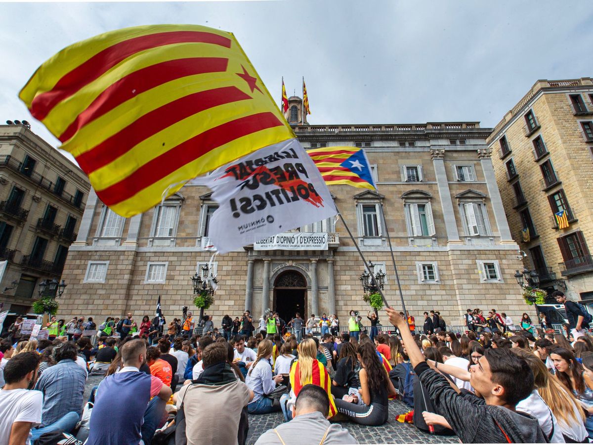 Foto: Casi medio millar de estudiantes se manifiestan en barcelona