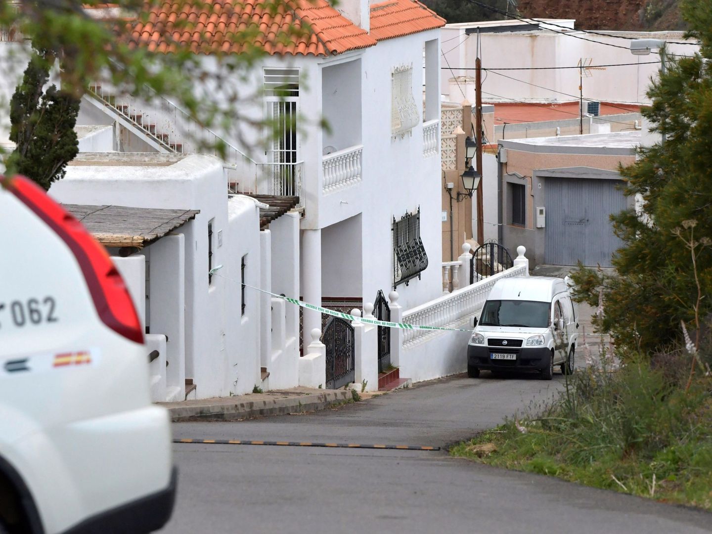 La Guardia Civil ha acordonado la zona donde desapareció Gabriel Cruz. (EFE)