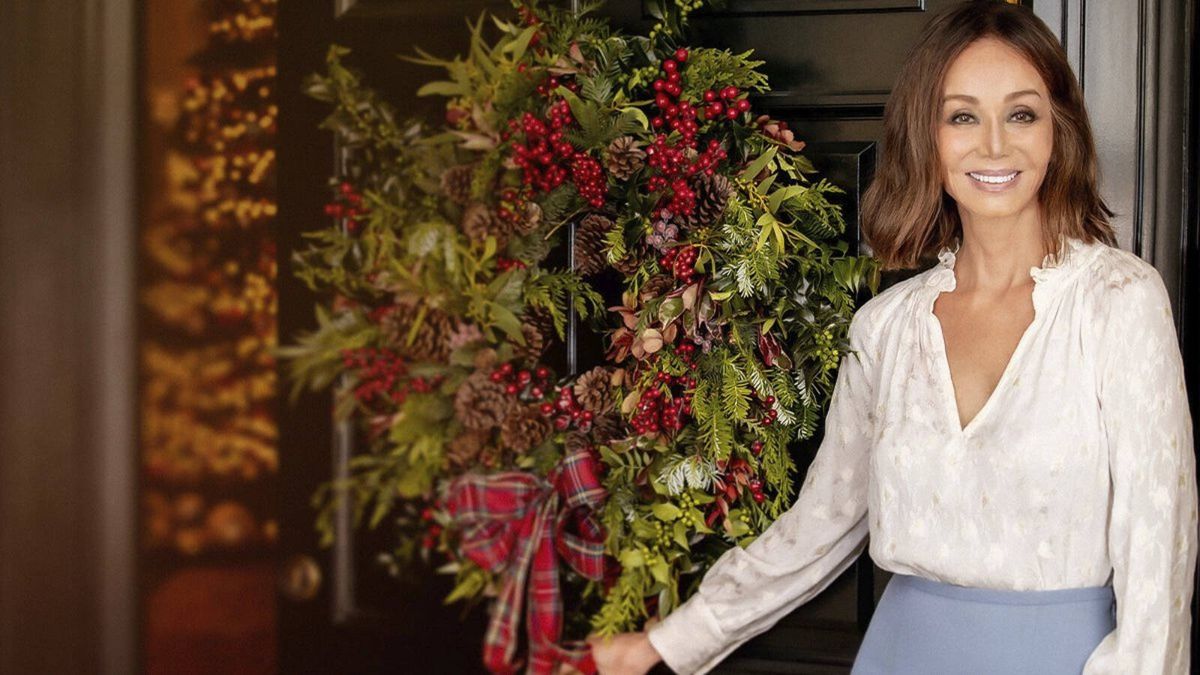 Decora como Isabel Preysler: cómo poner un árbol de Navidad elegante 