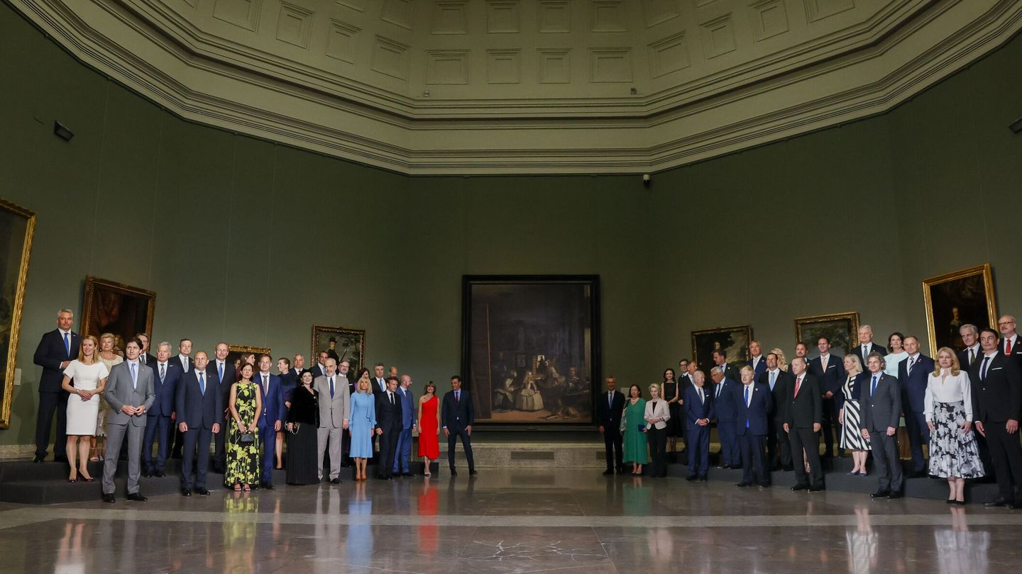 Foto de familia de los jefes de Estado y jefes de Gobierno. (EFE/Ballesteros) 