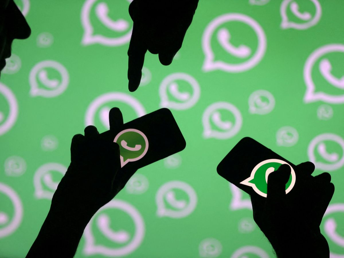 Foto: Los usuarios de WhatsApp tienen que estar alerta (Reuters/Dado Ruvic)