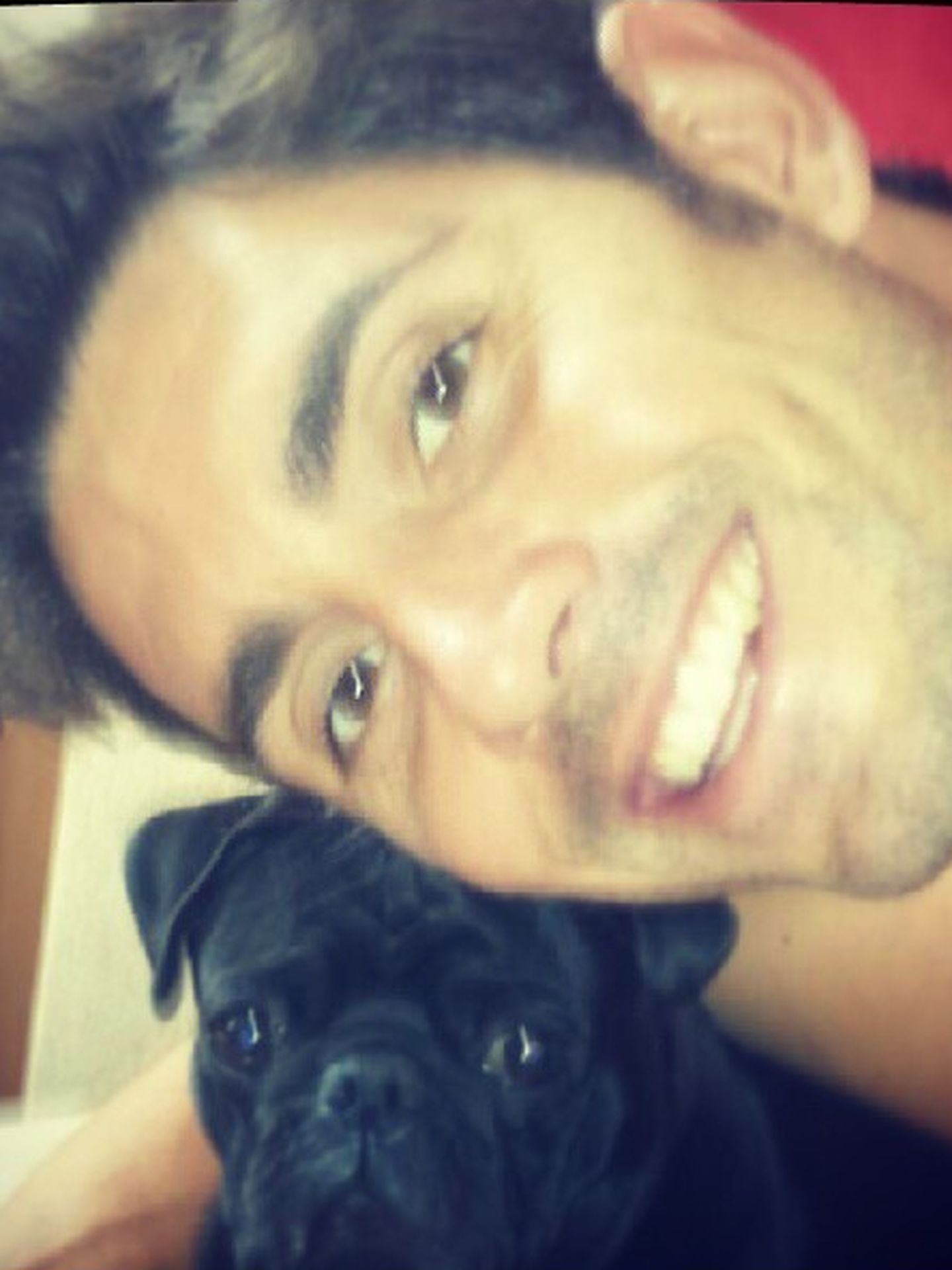 El nadador Raúl Navalón junto a su perro (Instagram)