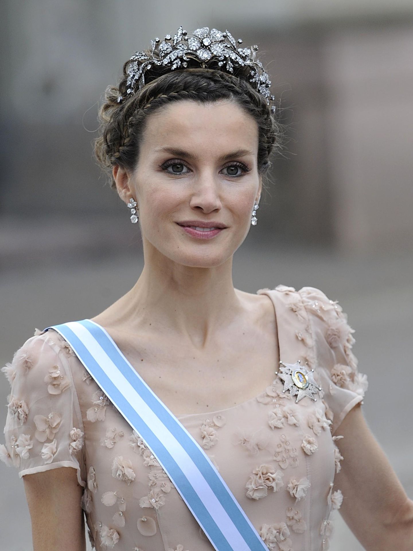La reina Letizia, con la tiara floral. (EFE)