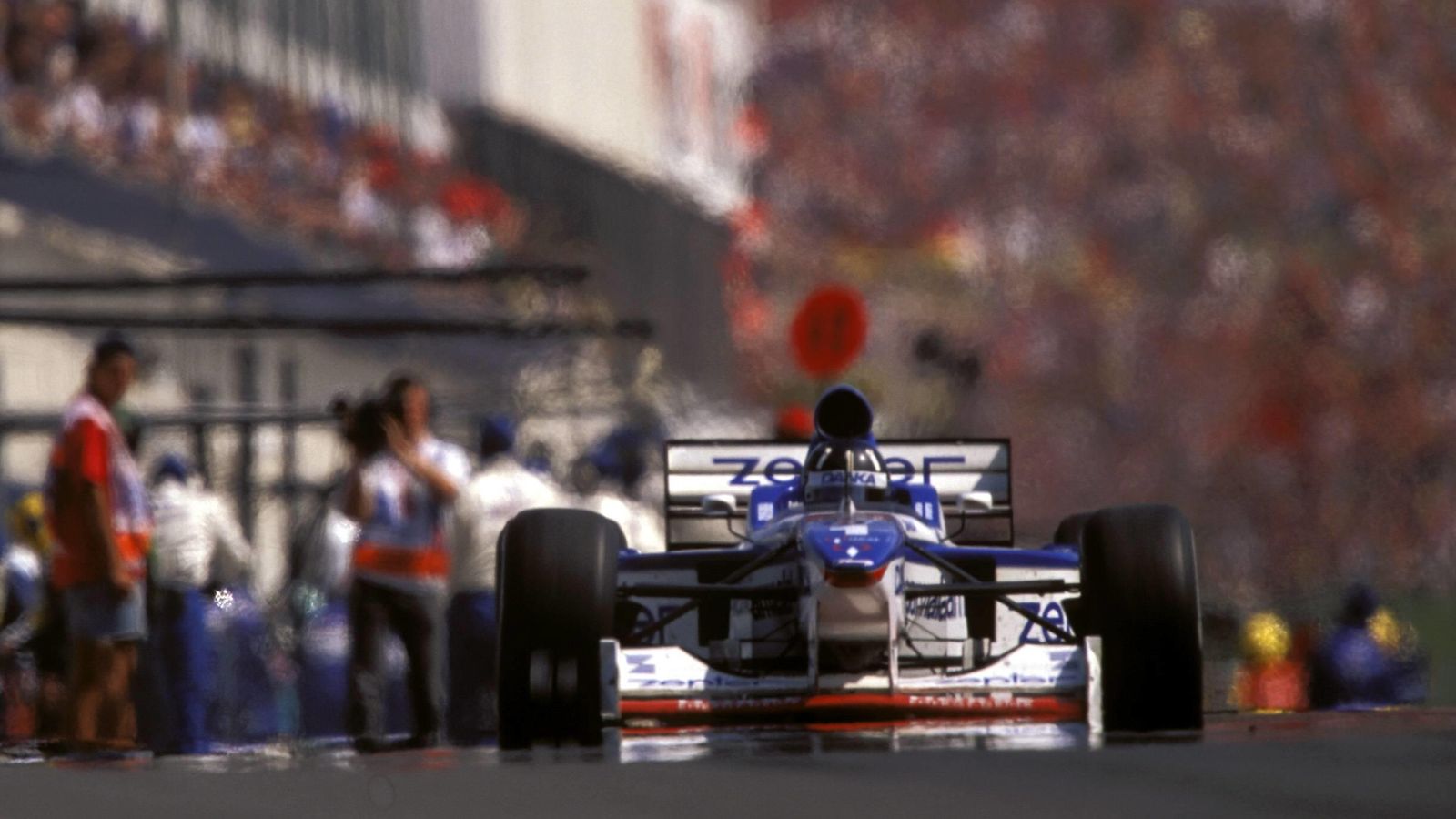 Foto: Damon Hill y Arrows en el Gp de Hungría 1997 (Imago).