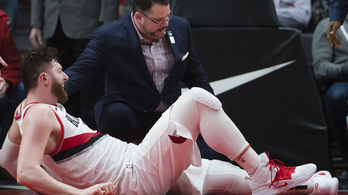 La brutal lesión que conmociona a la NBA: Nurkic se fractura la pierna en un rebote