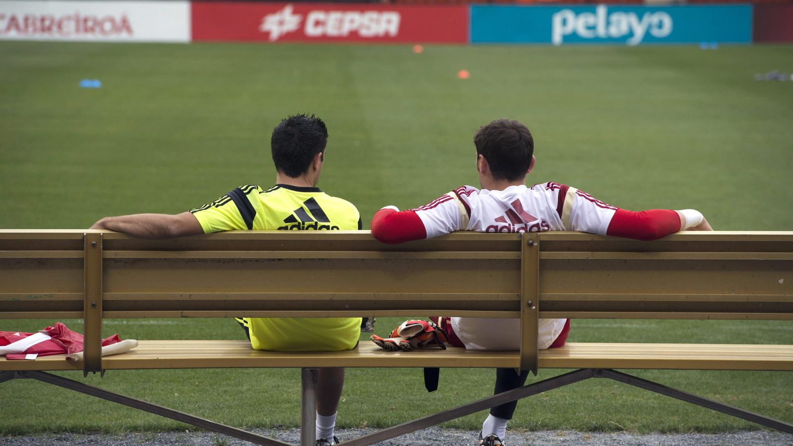 Foto: Xavi y Casillas, durante un entrenamiento de la selección española