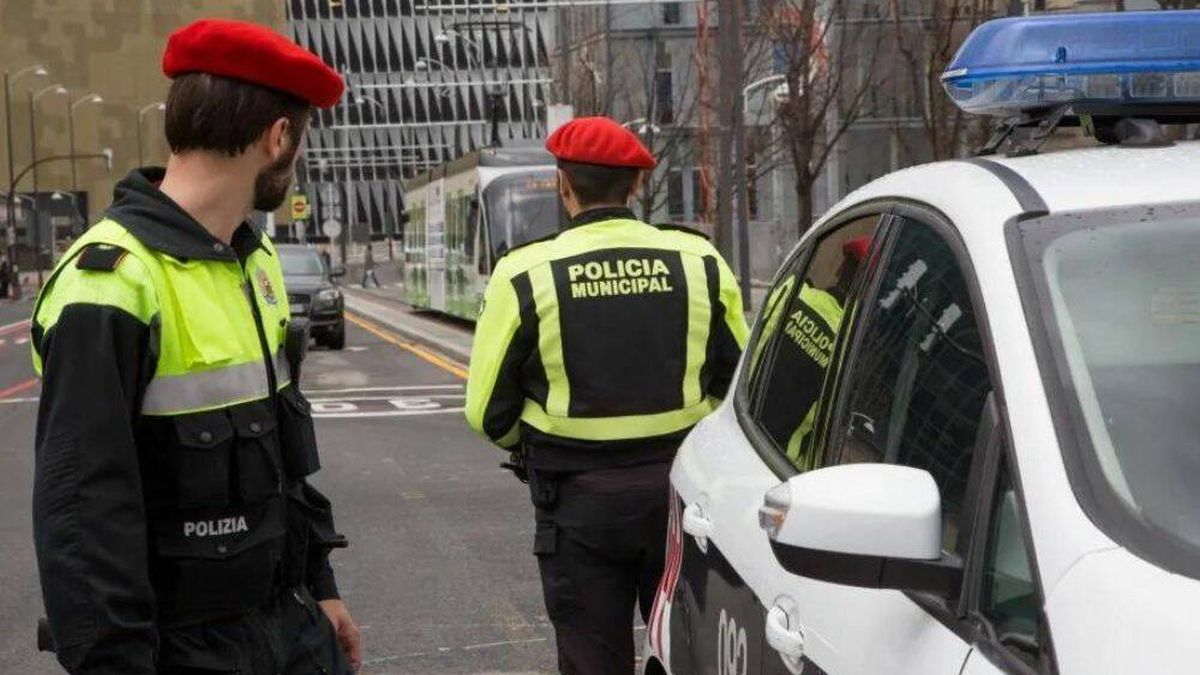 ¿Cuánto dinero cobra un Policía local en País Vasco? La cifra que se gana al mes por salario base y por complementos